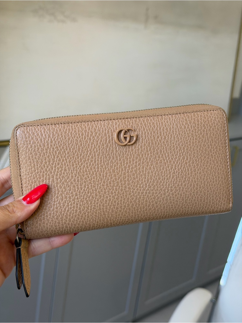 Gucci GG Marmont zip around wallet